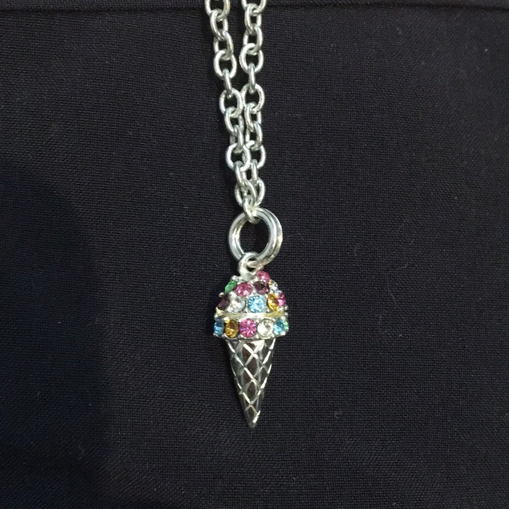 ice cream necklace